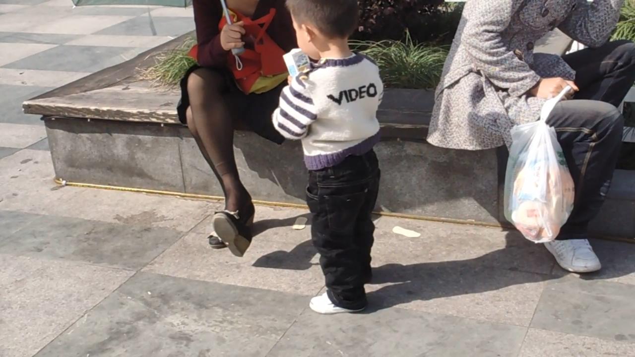 JPLSTX-038 ��԰��ĺ�˿���߷��ٸ�˿����Ь.MP4_20210730_211654088.jpg