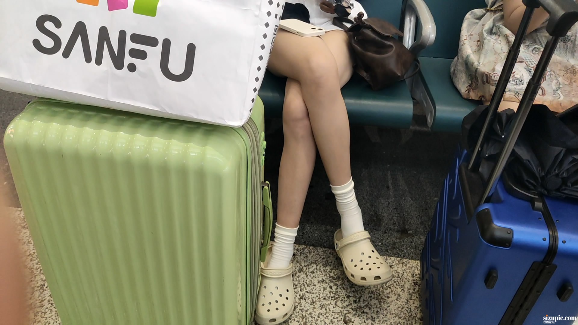 2.JPG