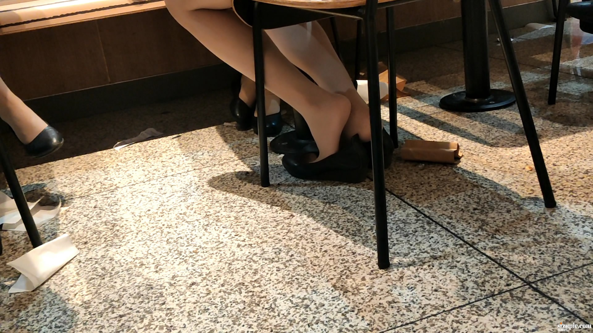 2.JPG