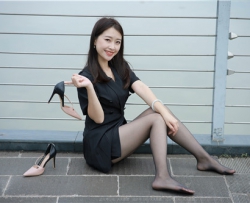 [IESS��˼Ȥ��]˿���� 953��С漡����ϵ���Ů��[95P/127M �ٶ�����]