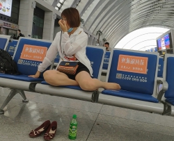 ������Ь���ŵ���˿��Ů��������[06:20]