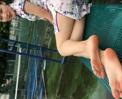 �����㡿����ˮӡԭͼ���п�ҽ��Сʯ�ĳ������㳤������д��[80P]