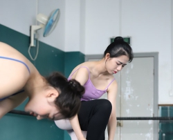 ������-��������ͼ (229) 174P