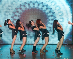 ���赸ר������Ů���ţ�1�������۸ж�����