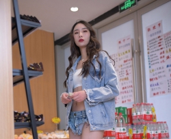 ţ�г��̿��Ը���Ů����ԭͼ(299P)