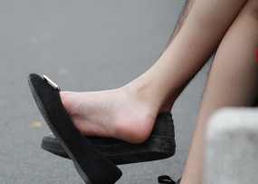 Ƥ���ܰף����ĺ��ۣ�16P��