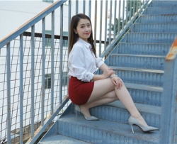 [IESS��˼Ȥ��]˿���� 1006��С漡��Ըк�ɫ����ȹ��[87P��111M �ٶ�����]