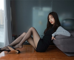 [IESS��˼Ȥ��]˿���� 1040�����ӡ�ɳ���ϵĺ�˿��[97P��108M �ٶ�����]