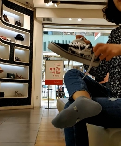 ����Ьζ���к����������Ů�Դ���Ь[02:20]