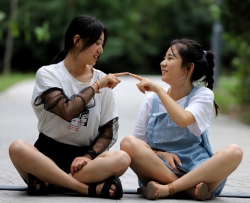 ���û����뻮һ�ذڿ��Ƚţ����ܽŵ��չ�ԡ�ŵס�70P��