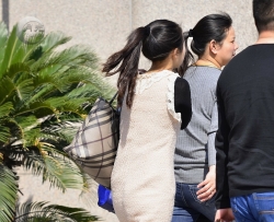 ����˿�༾����˿С�߸� [12P]