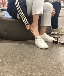 ǳ�ڴ�����ŮС�ϼ�[02:08]