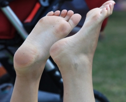 ������椵�һ˫���㣬��������ԸУ�32P��