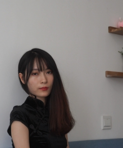 ��Ů˿��8-4K