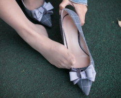��ô�ɰ�һ����Ů���Ӱ� 51p