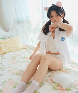 ��ܽ��Ů-ޱޱ-è��Ů�Ϳ���������ӪҵӴ[304P+1V��3.8G �ٶ�����]