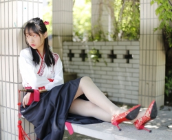 ��˿��װ��Ů˿��NS085 35P